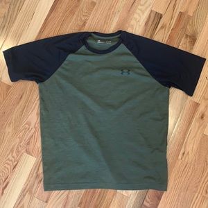 Under Armour HeatGear loose fit